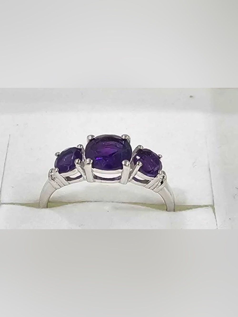 Genuine Amethyst Sterling Silver Ring Sz 6